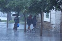 Meteorología emite aviso amarillo por lluvias de hasta 15 litros por m2 en una hora y tormentas este jueves