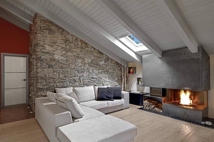 Paneles sándwich Caliplac; aislamiento, confort y ahorro en cada proyecto de construcción