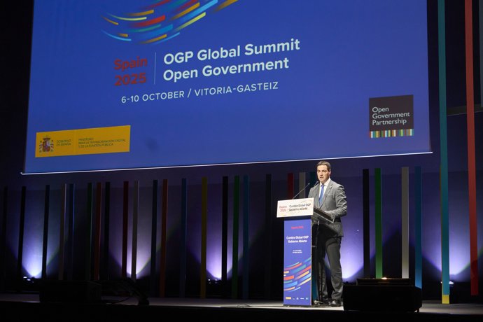 El Lehendakari, Imanol Pradales, durante la inauguración de la IX Cumbre Global de la Alianza de Gobierno Abierto (OGP) 2025, en el Palacio de Congresos Europa, a 7 de octubre de 2025, en Vitoria-Gasteiz, Álava, País Vasco (España).