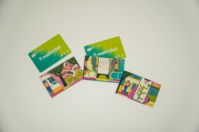 Fundas de la T-Mobilitat diseñadas por Sonia Pulido