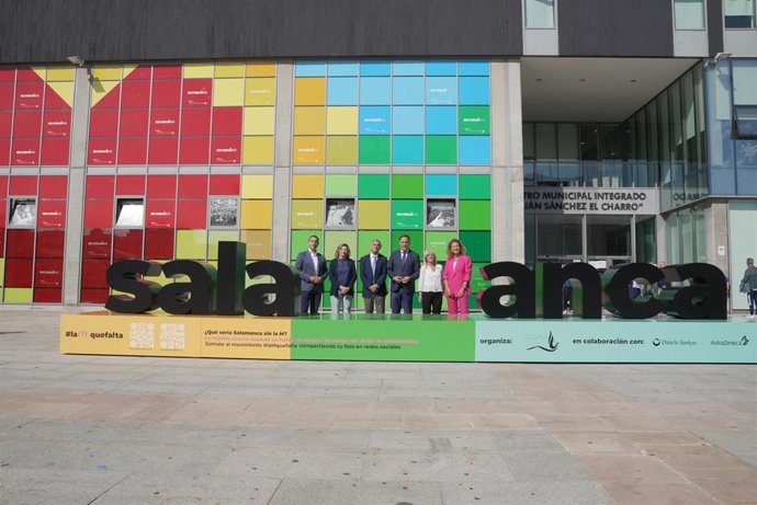 El movimiento #laMquefalta llega a Salamanca para concienciar sobre el cáncer de mama metastásico