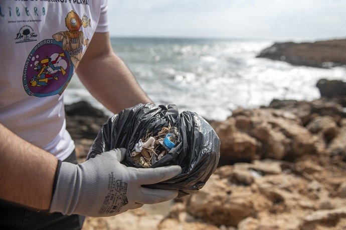 1M2 Por Las Playas Y Mares, Del Proyecto Libera