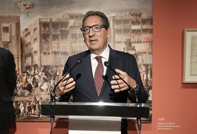 El presidente de la Fundación Cajasol, Antonio Pulido, en la presentación de 'De Audiencia Real a Fundación Cajasol. 500 años en el corazón de la ciudad'