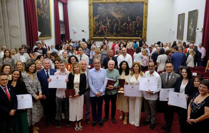 Entrega de los III Reconocimientos en Cultura Saludable, Solidaridad e Inclusión de la US.