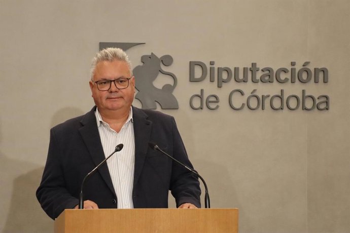 El portavoz del PSOE en la Diputación de Córdoba, Esteban Morales.