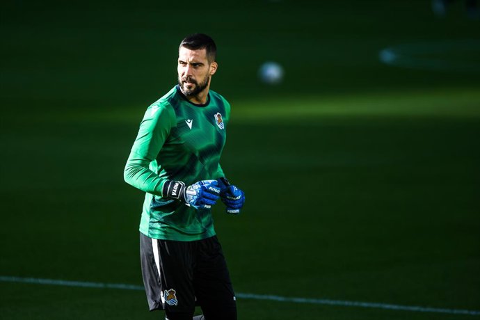Archivo - Miguel Angel Moya of Real Sociedad during LaLiga, football match played between Cadiz Club Futbol and Real Sociedad Club de Futbol at Ramon de Carranza Stadium on November 22, 2020 in Cadiz, Spain.