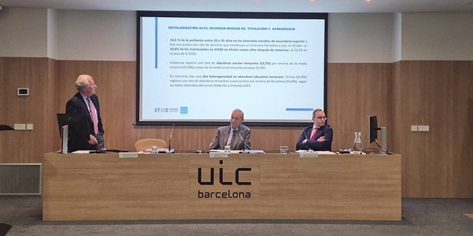 Presentación del informe en el Saló de Graus de UIC Barcelona.