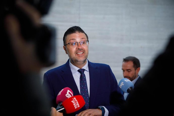 El consejero de Educación, Cultura y Deportes, Amador Pastor, asiste a la comisión de trabajo del Eje 3 del Pacto por la reactivación económica y el empleo 2021-2024 y Castilla-La Mancha Horizonte 2030.