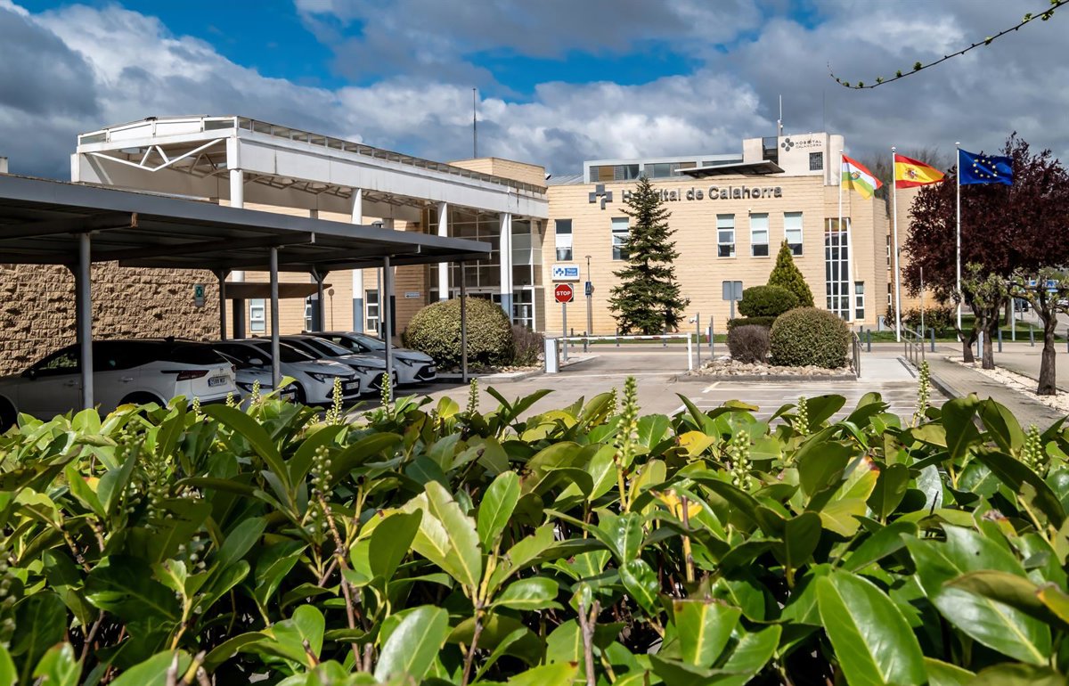 El servicio de Hospitalización a Domicilio del Hospital de Calahorra con la renovación de cuatro vehículos