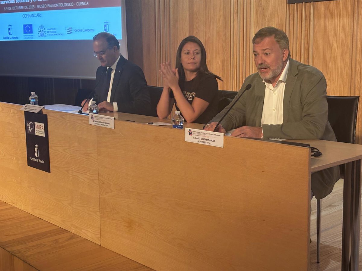 C-LM celebra su liderazgo a nivel nacional en dependencia con reducción de los tiempos de espera hasta los 169 días