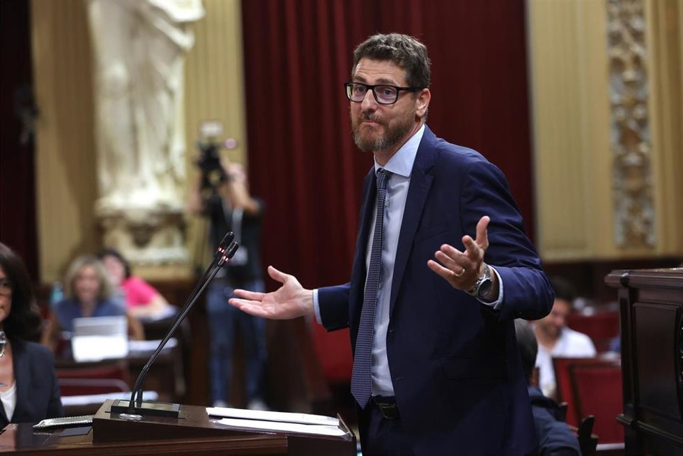 Archivo - El portavoz del PP en el Parlament balear, Sebasti Sagreras