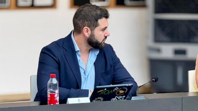 El viceportavoz de Vox en el Ayuntamiento de Armilla (Granada), Gonzalo de Castro.