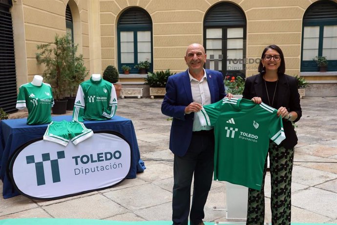 Presentación de las equipaciones de los equipos toledanos en el Campeonato de selecciones provinciales.