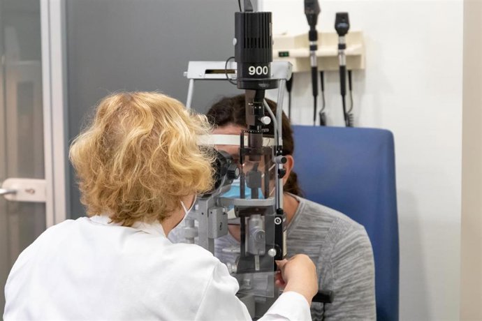 Archivo - Consulta en un hospital de Baleares