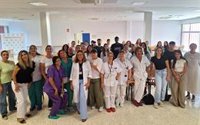 El Hospital Infanta Elena de Huelva recibe al primer grupo de 170 alumnos de ciclos formativos que inician sus prácticas