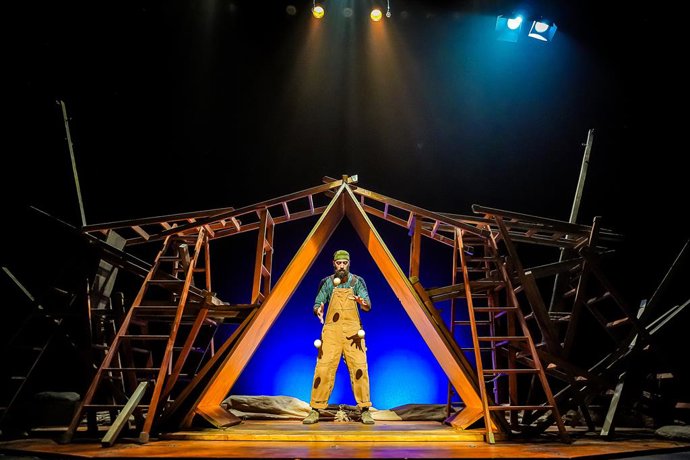 Archivo - Arxiu - El Teatre Principal de Castelló arranca la temporada este dijous amb l'espectacle familiar 'Llar'