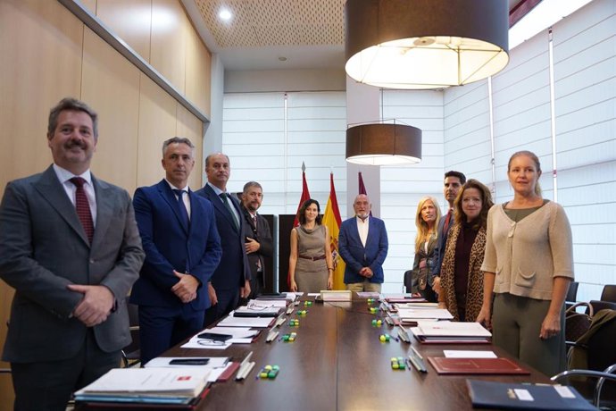 Reunión del Consejo de Gobierno, en el Ayuntamiento de Navalcarnero, a 8 de octubre de 2025, Navalcarnero, Madrid (España).