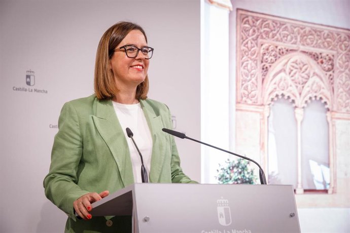 La portavoz del Gobierno de C-LM, Esther Padilla.