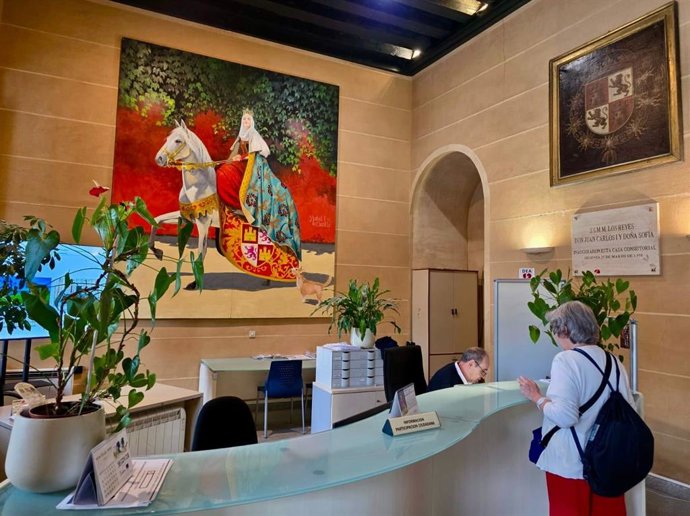 El cuadro, en el zaguán del Ayuntamiento de Segovia.