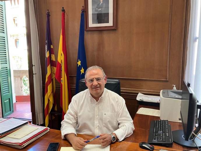 Archivo - El delegado del Gobierno en Baleares, Alfonso Rodríguez, tras una entrevista con Europa Press en la sede de la Delegación del Gobierno en Baleares, en Palma de Mallorca, España, a 5 de agosto de 2025.