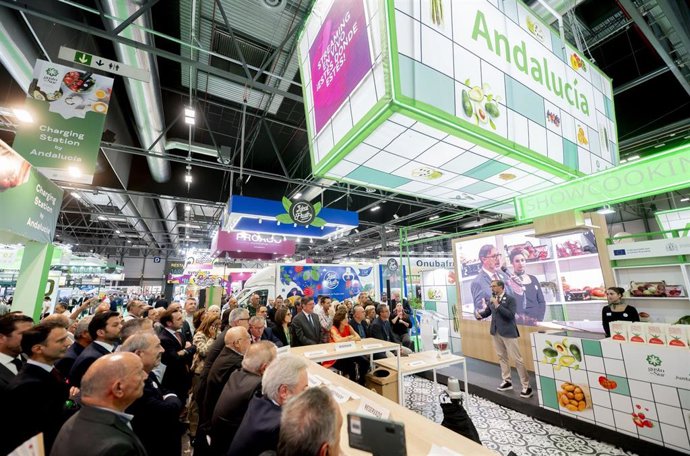Stand de la Asociación de Organizaciones de Productores de Frutas y Hortalizas Coexphal, durante la segunda jornada de la feria agroalimentaria Fruit Attraction en IFEMA, a 1 de octubre de 2025 en Madrid. (Foto de archivo).