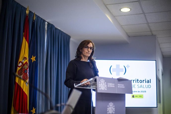 La ministra de Sanidad, Mónica García, en la rueda de prensa celebrada tras la reunión del Consejo Interterritorial del Sistema Nacional de Salud (CISNS).