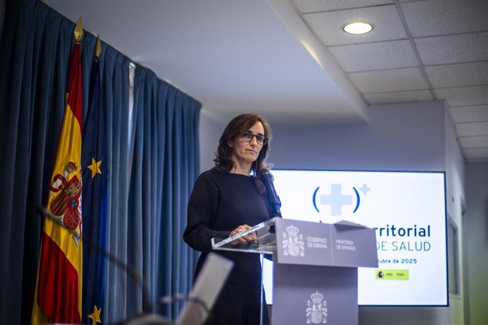 A Ministra da Saúde, Mónica García, na coletiva de imprensa realizada após a reunião do Conselho Interterritorial do Sistema Nacional de Saúde (CISNS).