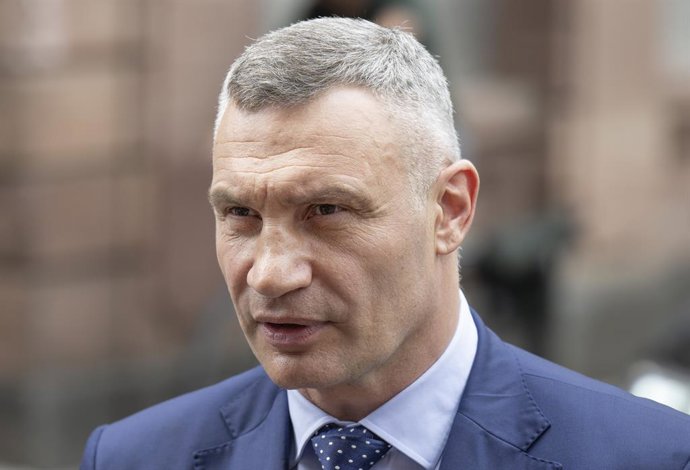 Archivo - 01 June 2025, Hesse, Frankfurt/Main: Vitali Klitschko, Mayor of Kiev, arrives at the award ceremony for the Franz Werfel Human Rights Prize 2025 at St. Paul's Church in Frankfurt. Photo: Boris Roessler/dpa
