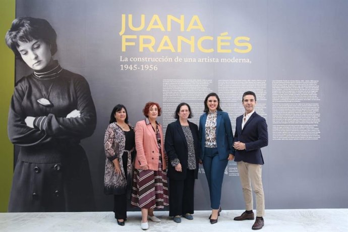 Inauguración de la exposición 'Juana Francés. La construcción de una artista moderna, 1945-1956' en el MACA