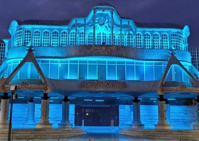 La Asamblea Regional iluminada de azul por el Día Internacional de la Dislexia