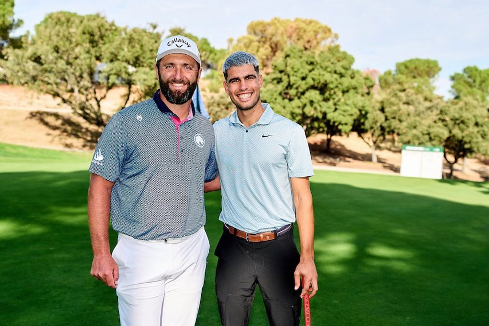 Jon Rahm junto a Carlos Alcaraz en el Pro-Am del Open de España presented by Madrid
