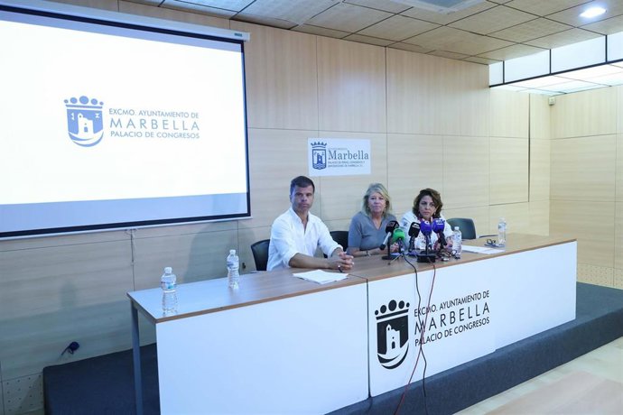 La alcaldesa de Marbella, Ángeles Muñoz, en rueda de prensa