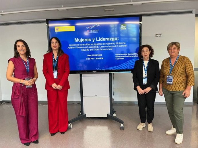 Ponencia 'Mujeres y liderazgo'