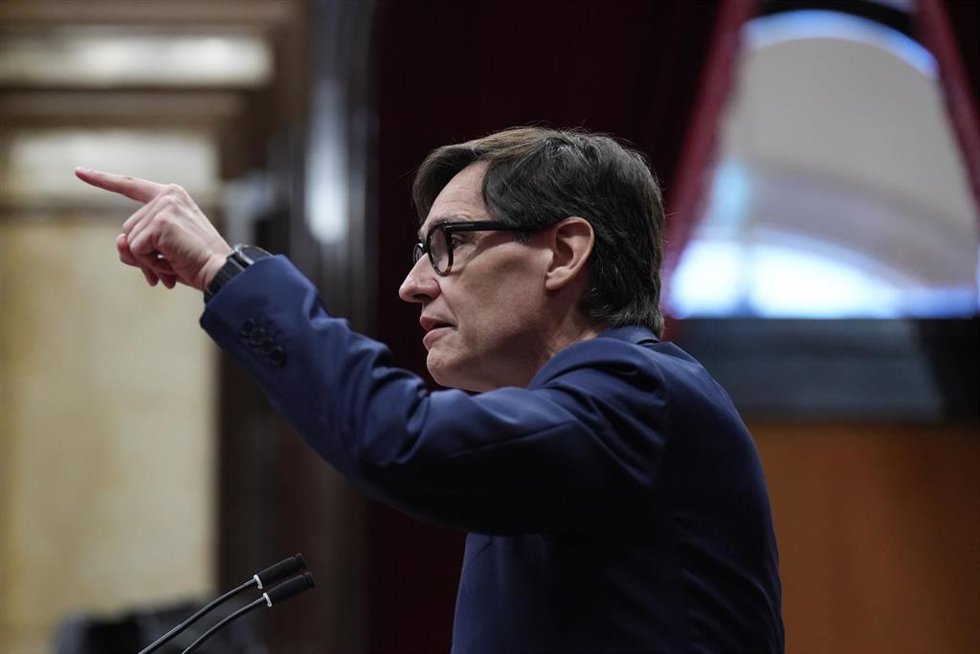 El president de la Generalitat, Salvador Illa, durante la segunda jornada del Debate de Política General, en el Parlament