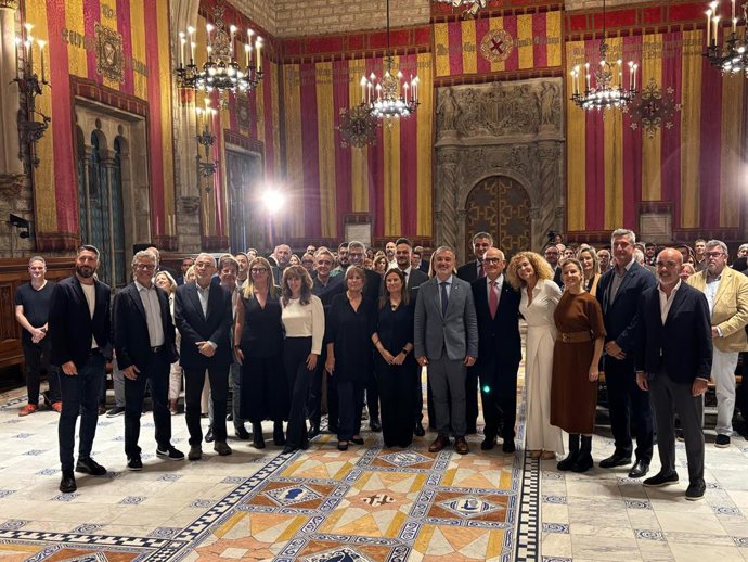 Collboni en la presentación del libro Destino Barcelona del Gremi de Restauració de Barcelona