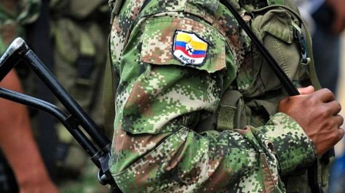 Archivo - Arquivo - Membro guerrilheiro das Forças Armadas Revolucionárias da Colômbia-Exército do Povo (FARC-EP)