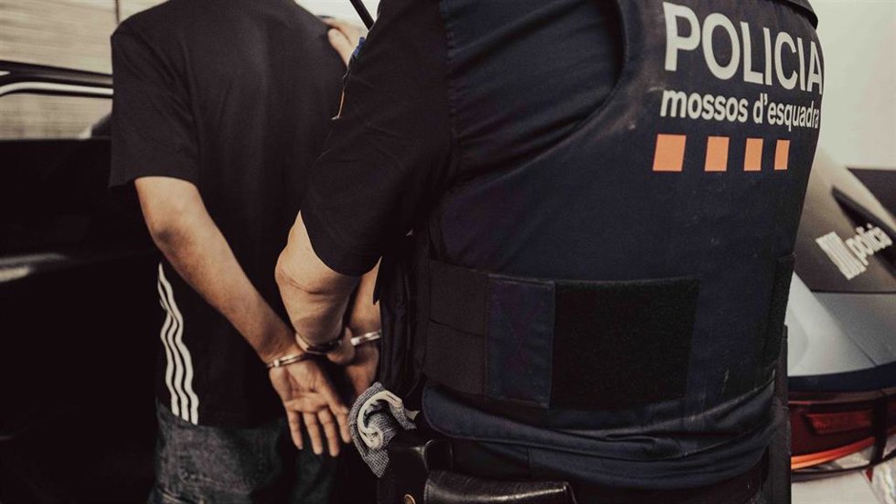Detenido en Sant Adri (Barcelona) un hombre reclamado en Italia por presunto tráfico de drogas