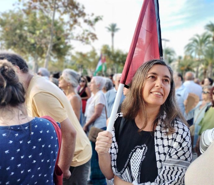 La portavoz de MÉS en el Ayuntamiento de Palma, Neus Truyol, en una manifestación por Palestina.