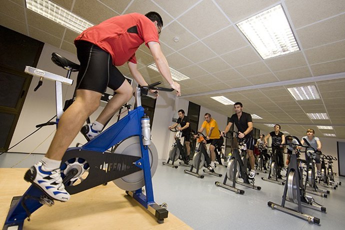 Archivo - Altzako udal kiroldegiko gimnasioa.