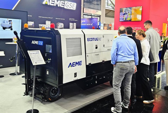 AEME GSE Battery-Powered Ground Power Unit EcoTug