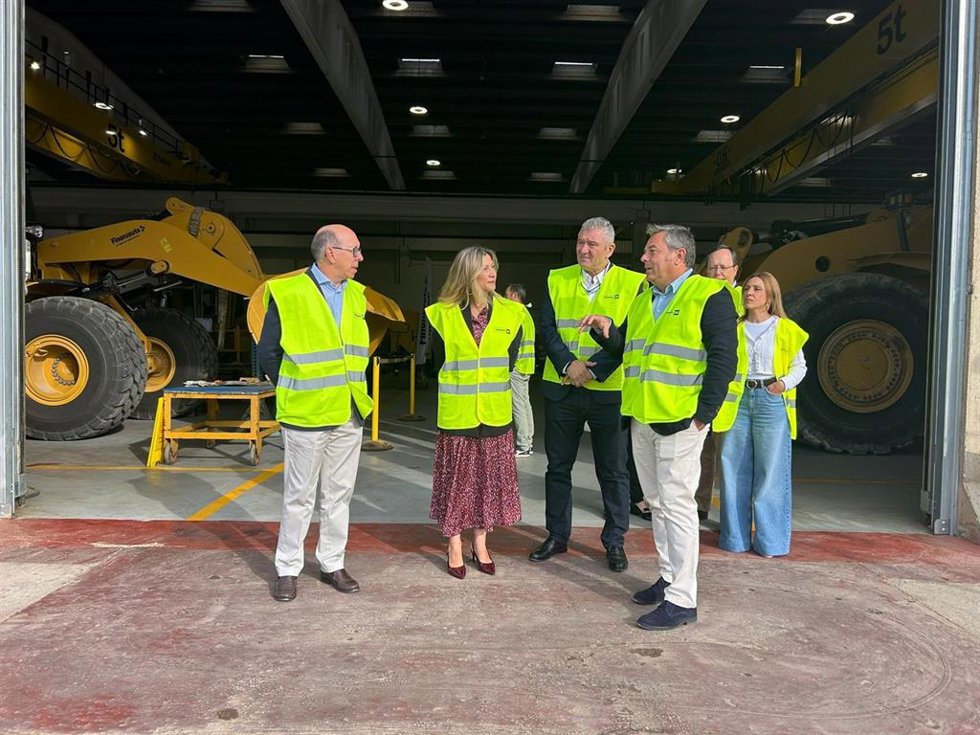 La vicepresidenta ha visitado este jueves las instalaciones de Finanzauto en Zaragoza.