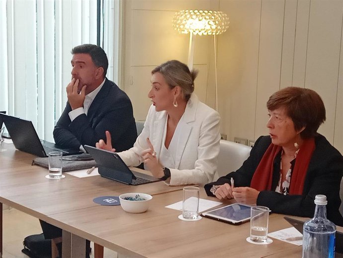 La consejera de Gobernanza, Administración Digital y Autogobierno, María Ubarretxena,