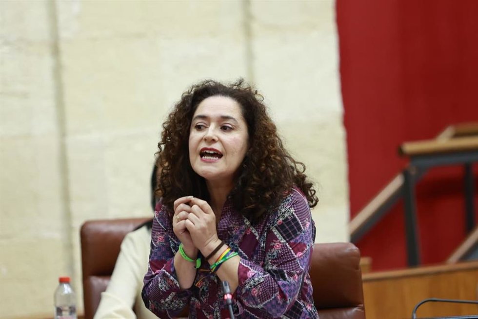 La portavoz de Por Andalucía, Inmaculada Nieto, en el Pleno del Parlamento del 9 de octubre de 2025.