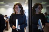 Foto: Mónica García celebra la creación del permiso por cuidados paliativos anunciado por Díaz