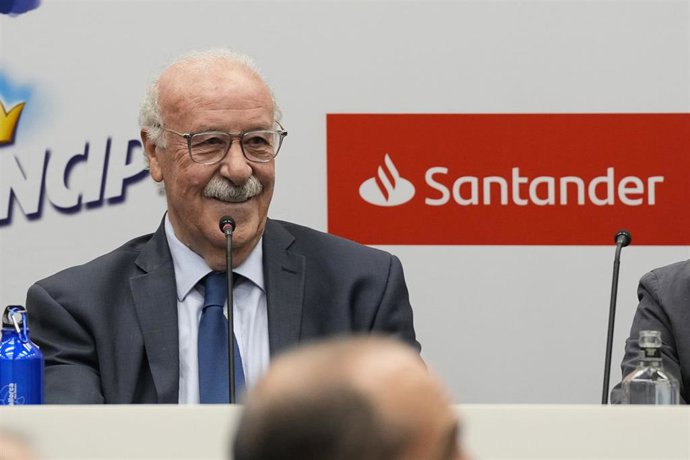 Archivo - El exseleccionador español Vicente del Bosque