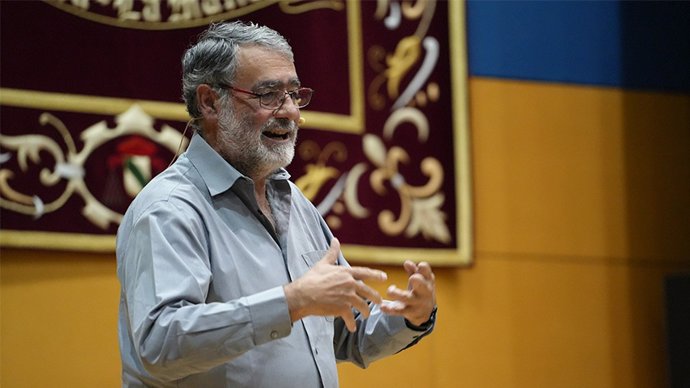 El fotógrafo Joan Fontcuberta en la UCLM.