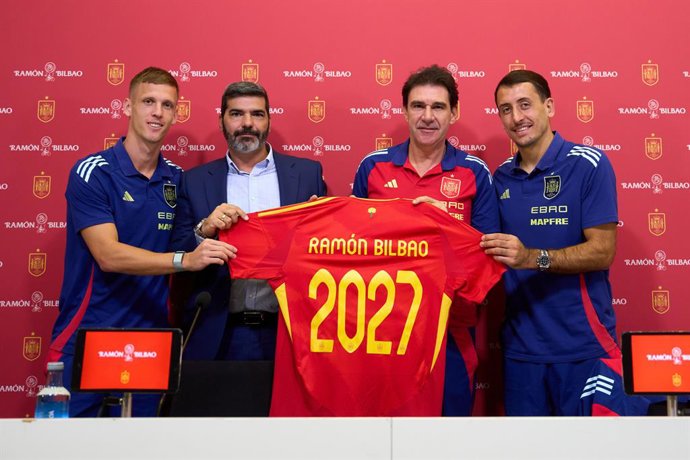 Acto oficial colaboración Ramón Bilbao con la RFEF