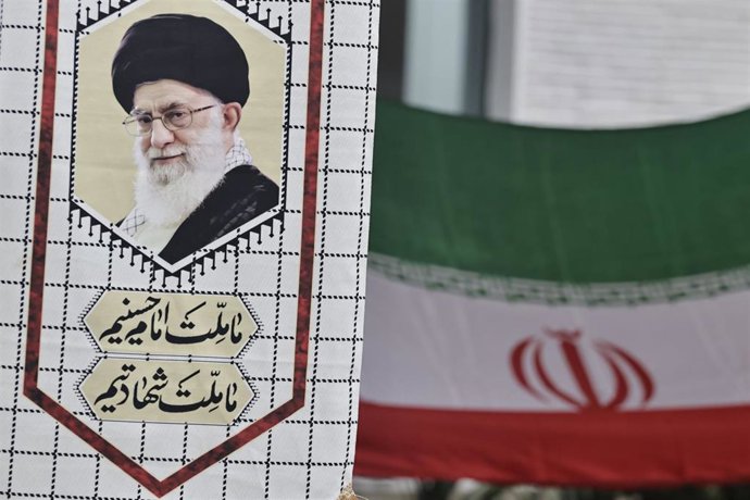 Archivo - Imagen de archivo de una bandera de Irán.