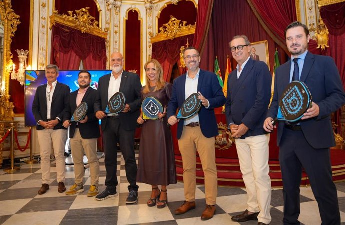 Almudena Martínez en la presentación del FIP Euro Pádel Cup 2025 que se celebra en La Línea.