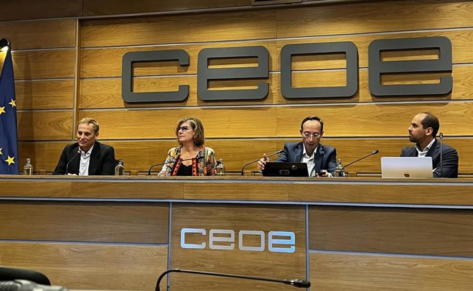 La CEOE impulsa la innovación en la gestión de los viajes corporativos